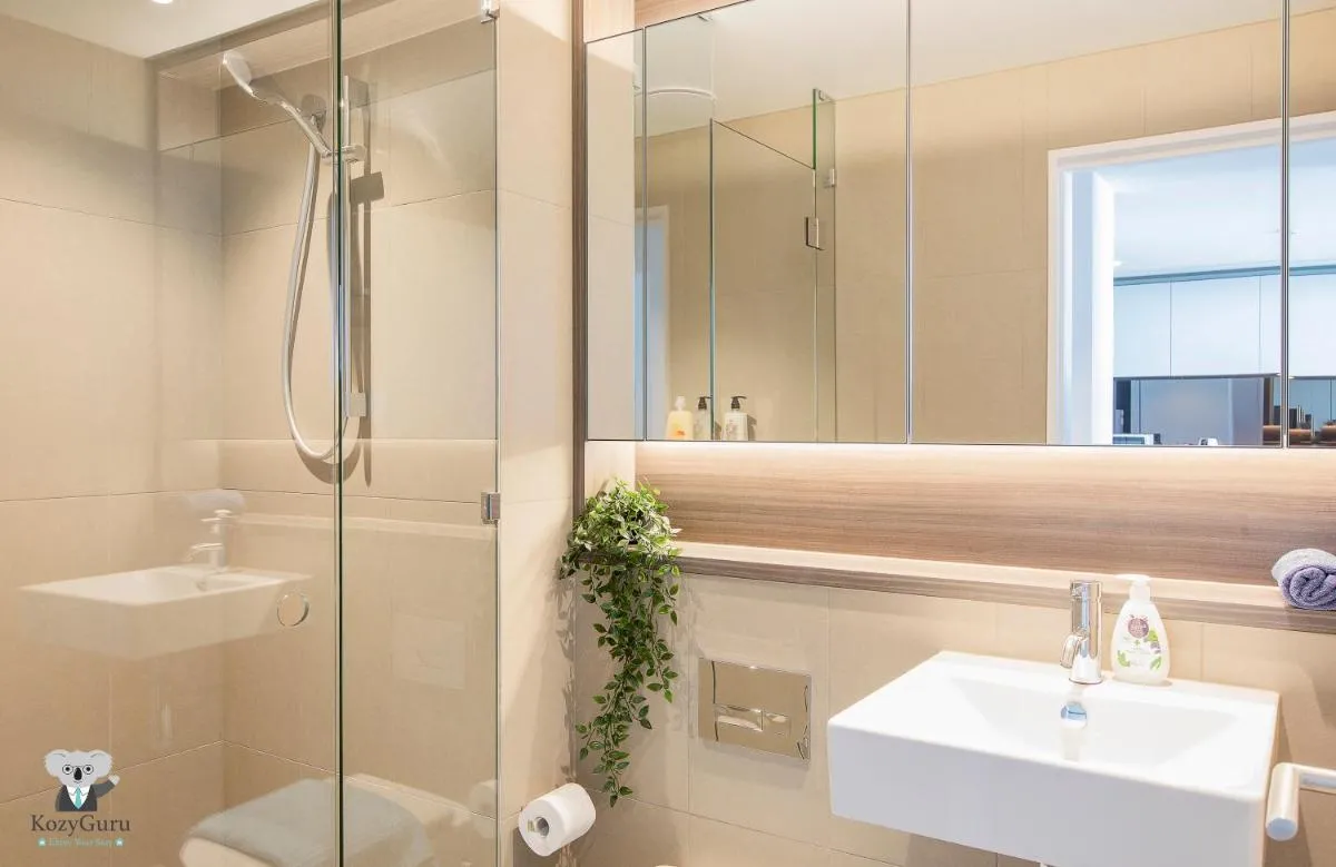 KOZYGURU DOCKLANDS LUXURY WATER VIEW APT 1 BED VDO915 — 3