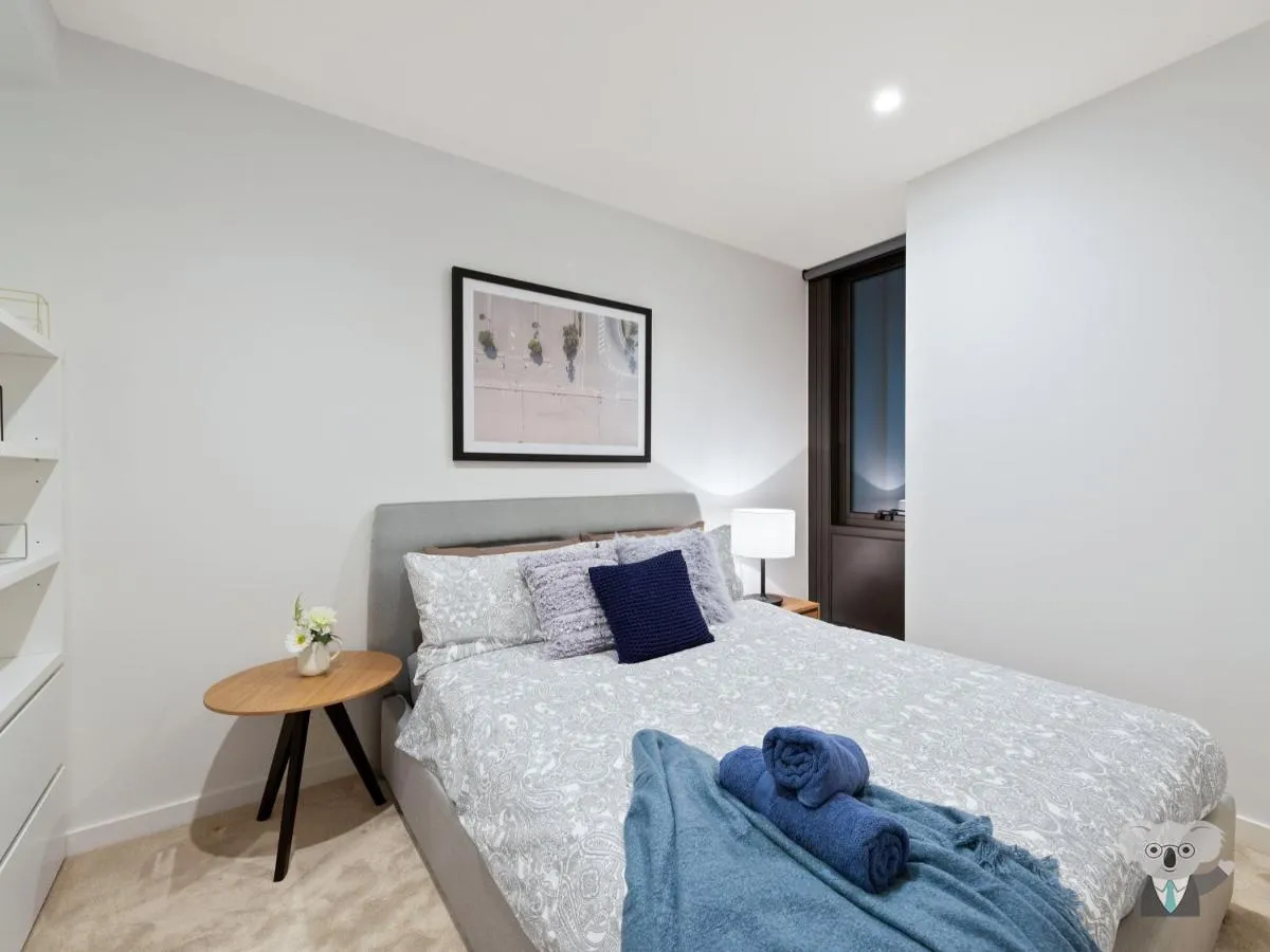 KOZYGURU MELBOURNE CITY PERFECT TRANQUIL SANCTUARY 1 BED APT VME023 — 2