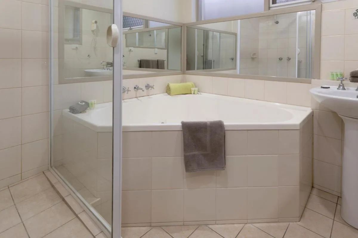 Keilor Motor Inn — 3