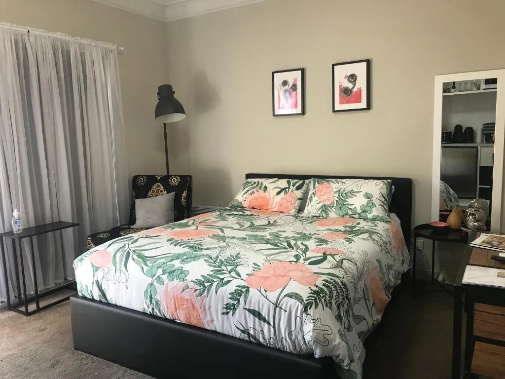 L’École Private Studio-Apartment by My Lodgingfy