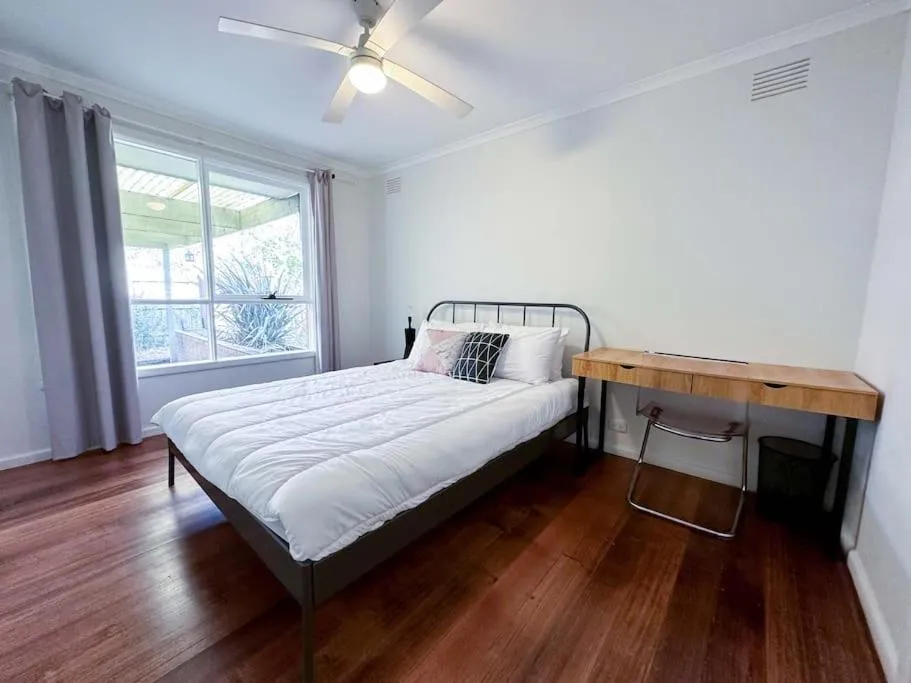 Large Peaceful 4 Bedroom Home — 2
