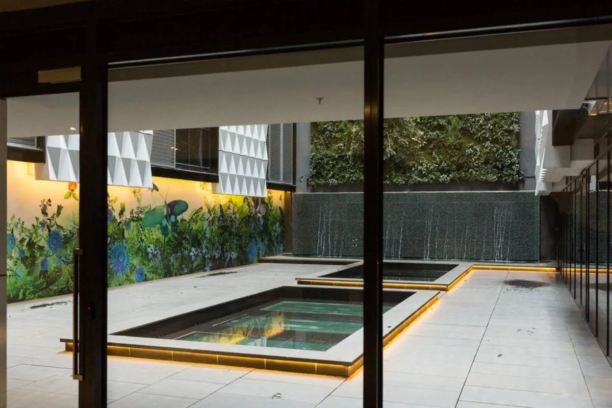 Laurent Balcony Views Steps from Laneway Vibes — 4