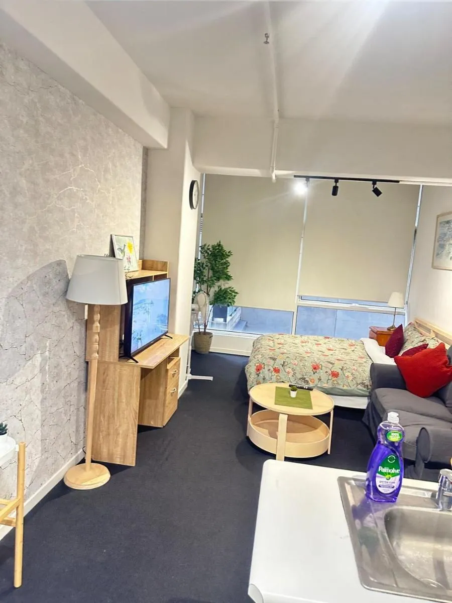 Lonsdale Street Perfect Studio Retreat — 3