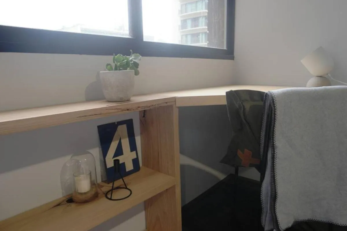 Lonsdale Street Studio Apartment — 2