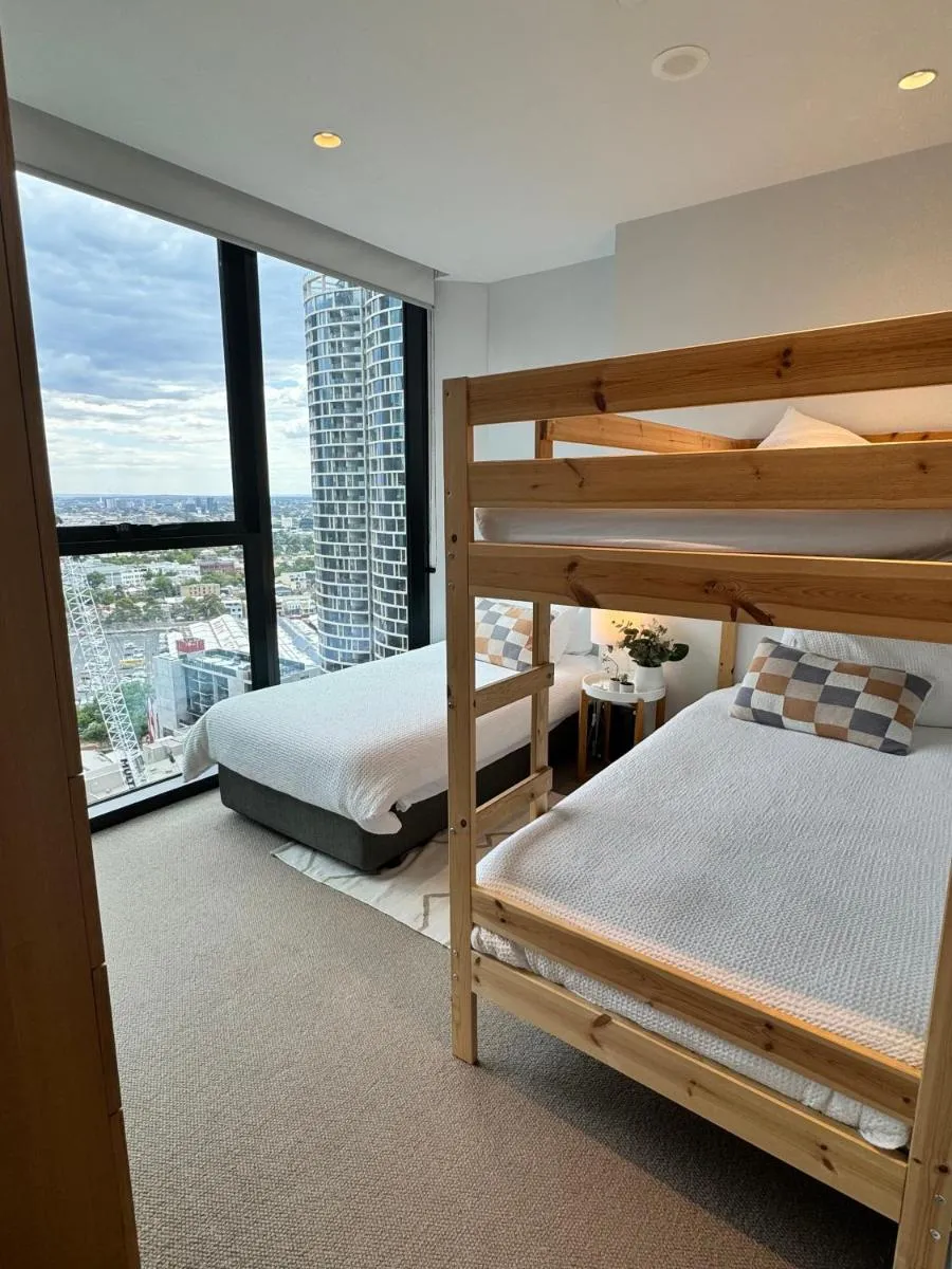 Lux Central CBD Apartment – FREE Tram Zone — 4