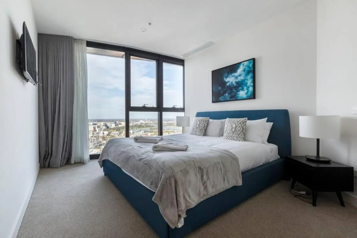 Luxurious 3 BRM Apartment — 2