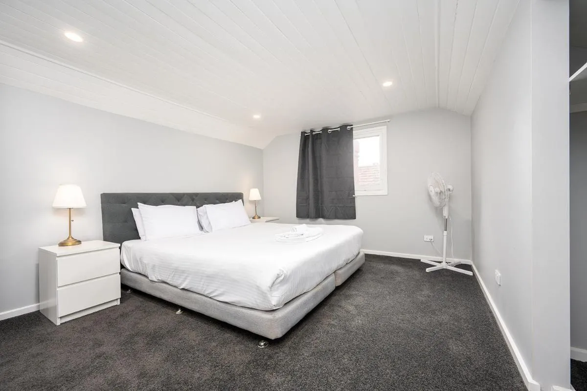 Luxurious house near flemington racecourse — 2