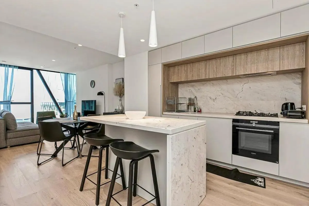 Luxury apartment in Melbourne — 4