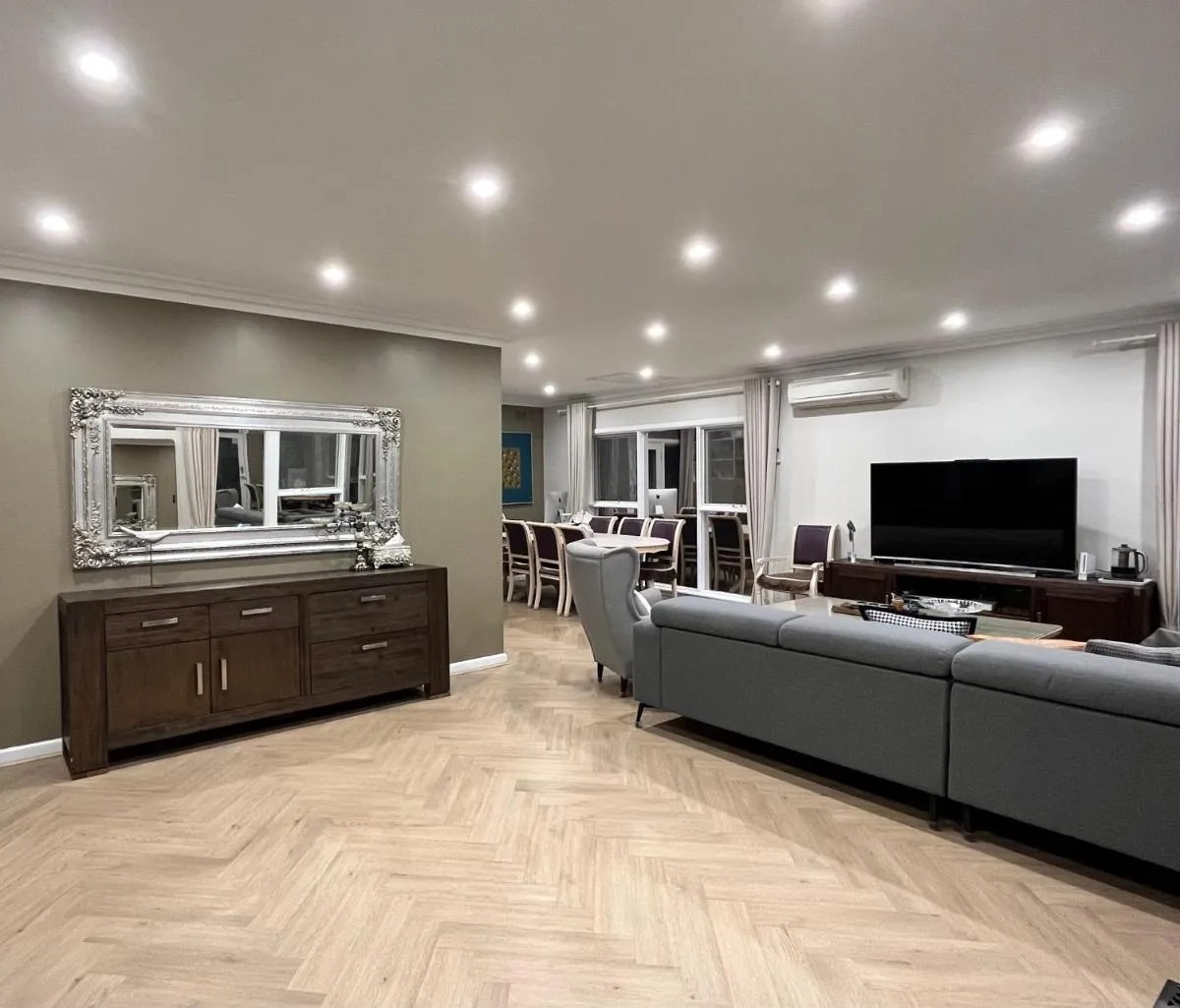 Melbourne Balwyn north three bedroom house — 3
