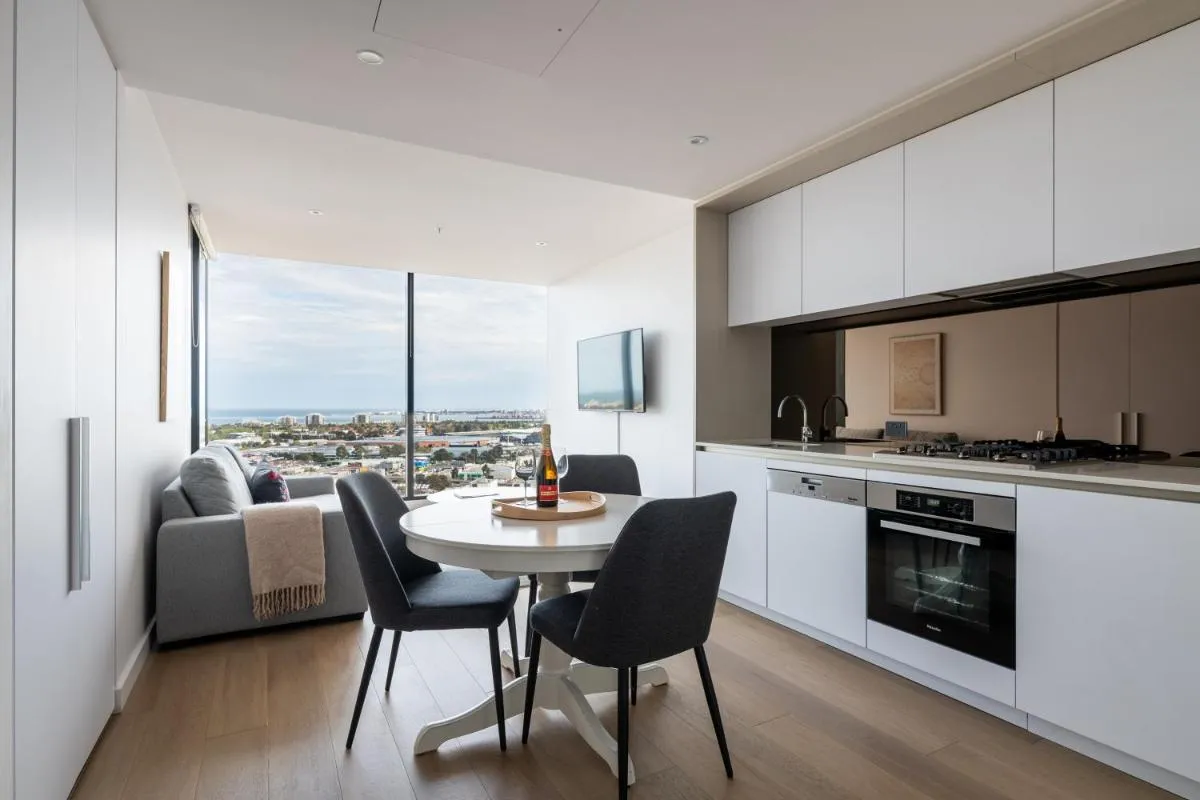 Melbourne Corporate Stays – Docklands Waterfront — 5