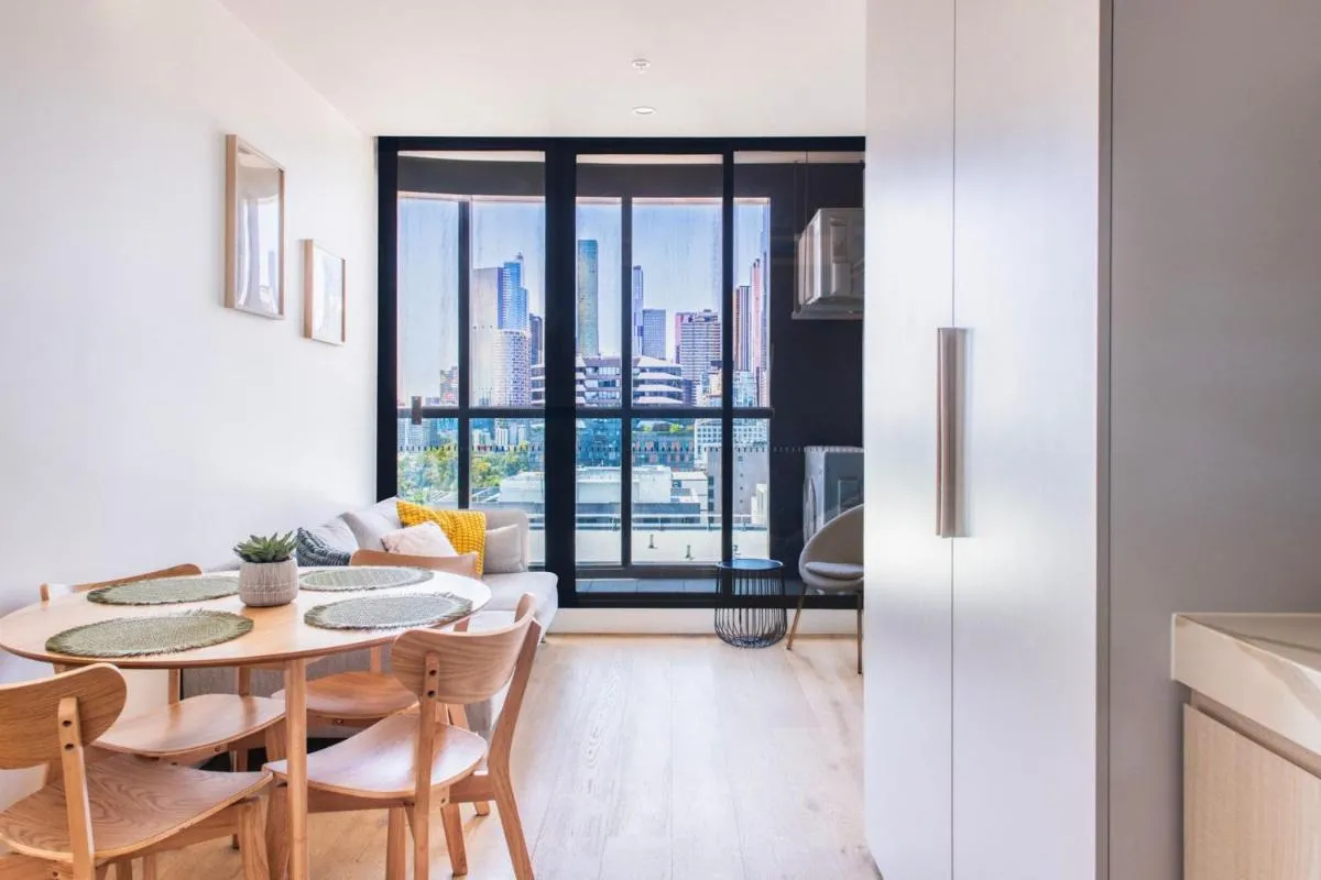 Melbourne Marvel Poolside Retreat — 5