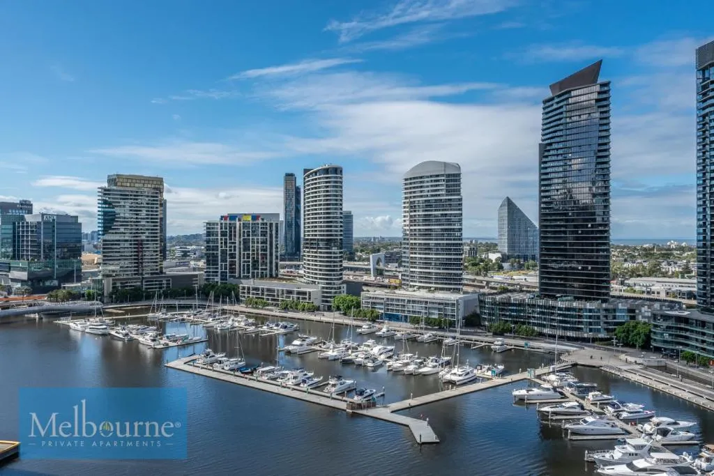 Melbourne Private Apartments – Collins Street Waterfront, Docklands