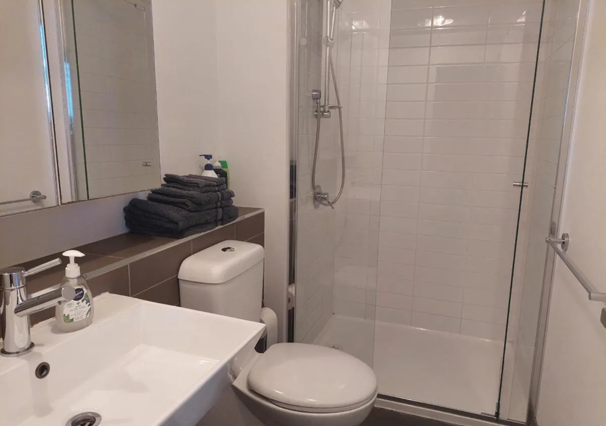 Melbourne Single family apartment 2Br 2Bth Indoor Pool Sauna — 3