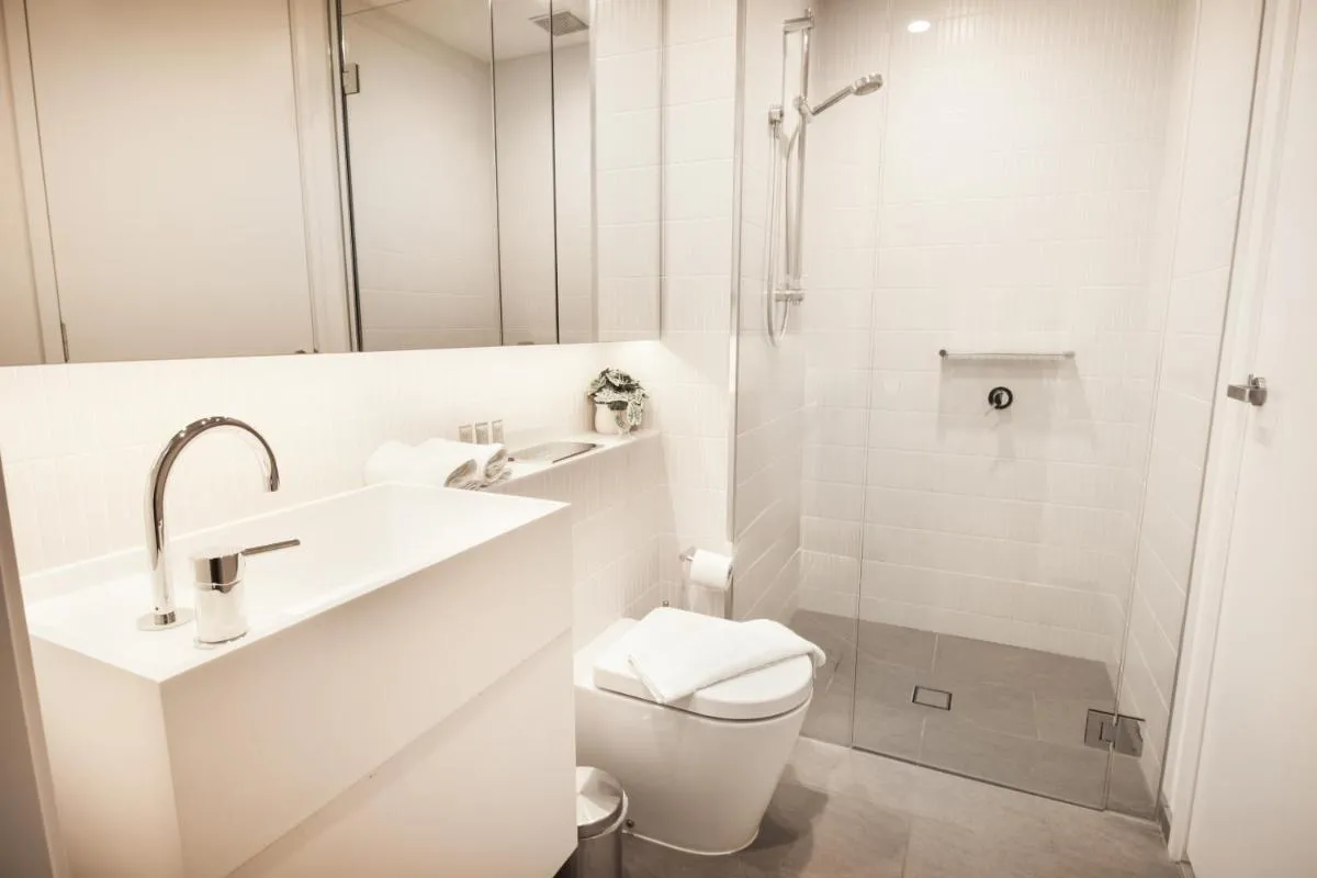 Modem 1 Bedroom Apartment In SouthBank Melbourne — 3