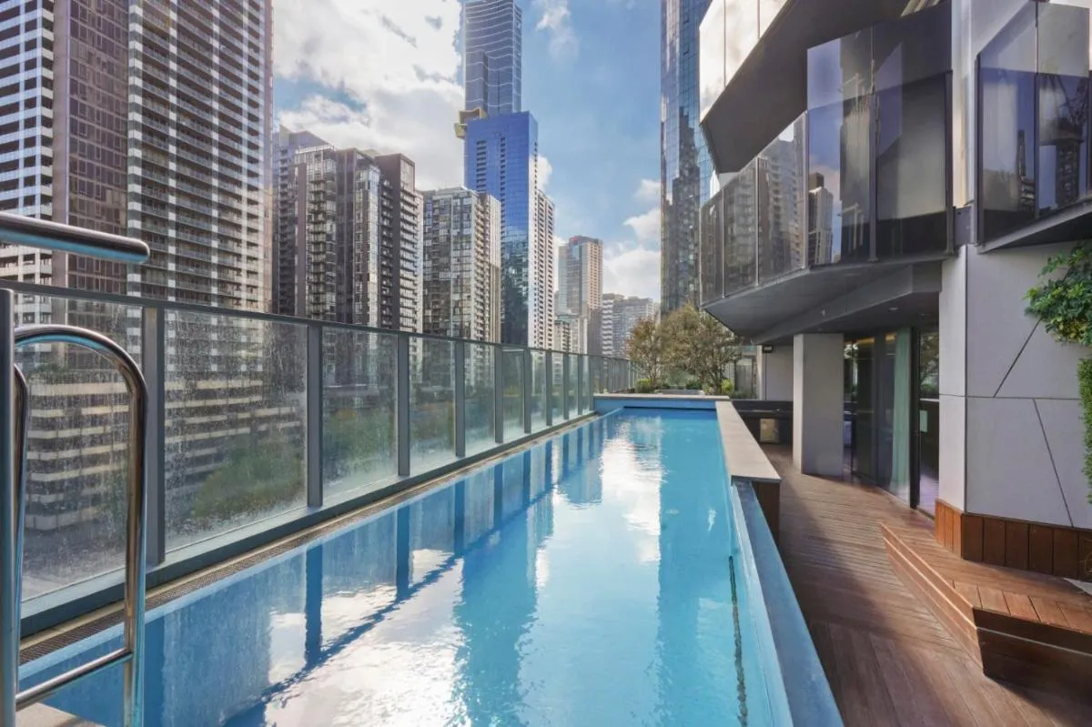 Modern 1 Bedroom Apartment in Southbank — 4