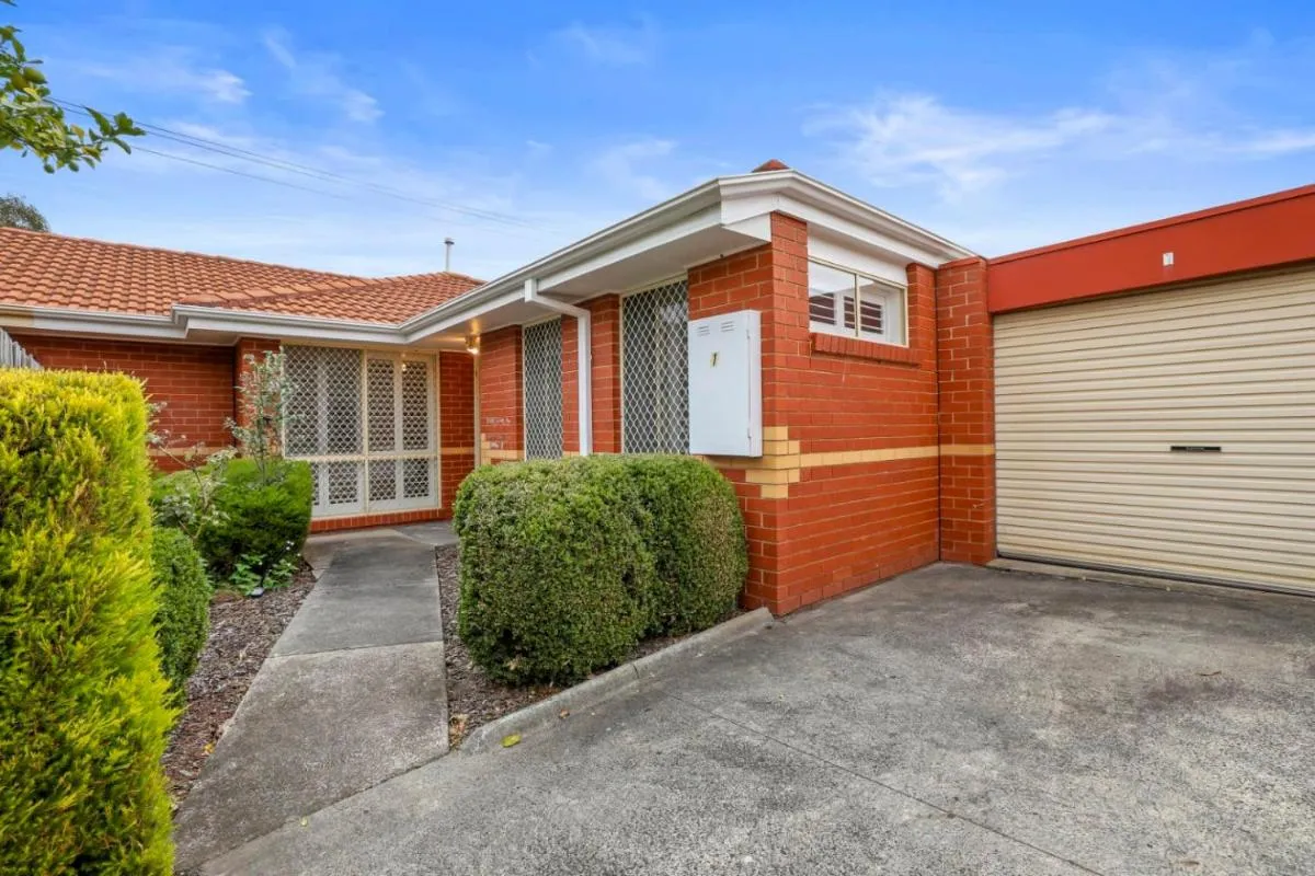 Modern Comfort in Preston — 3