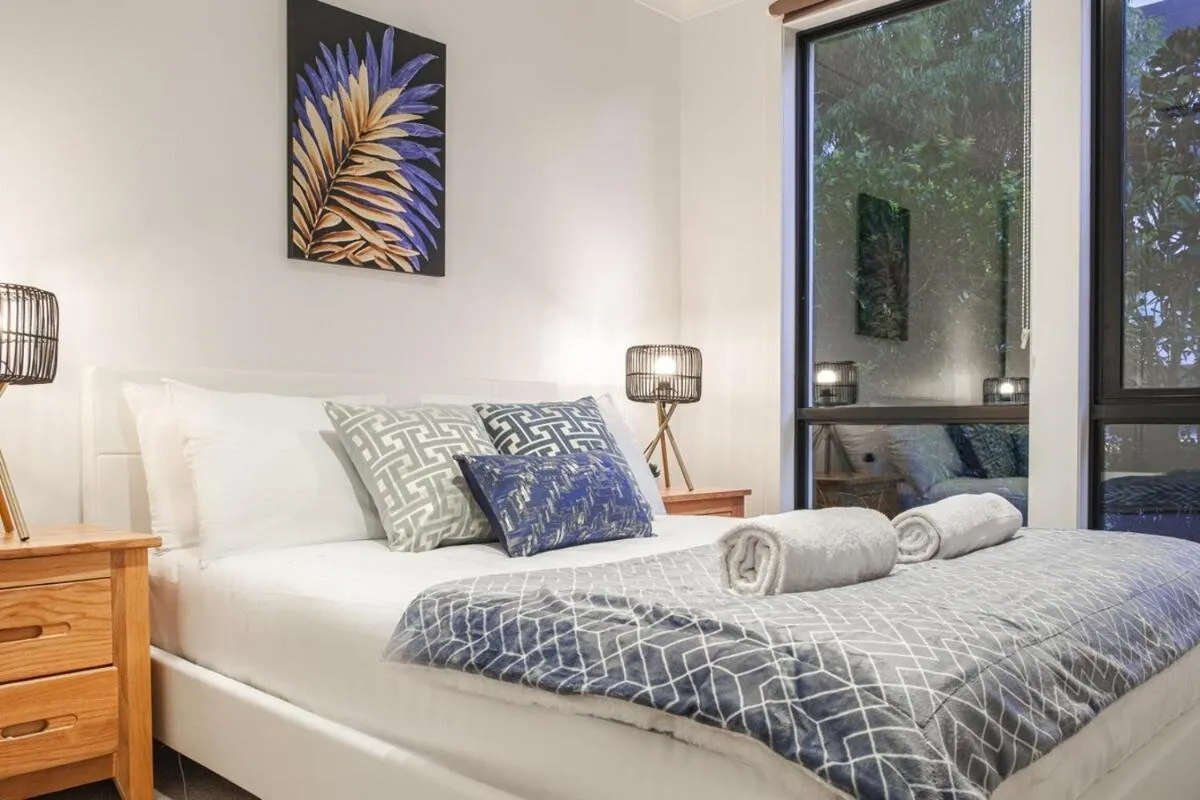 Modern Living 2br Townhouse In Maidstoneoffice — 2