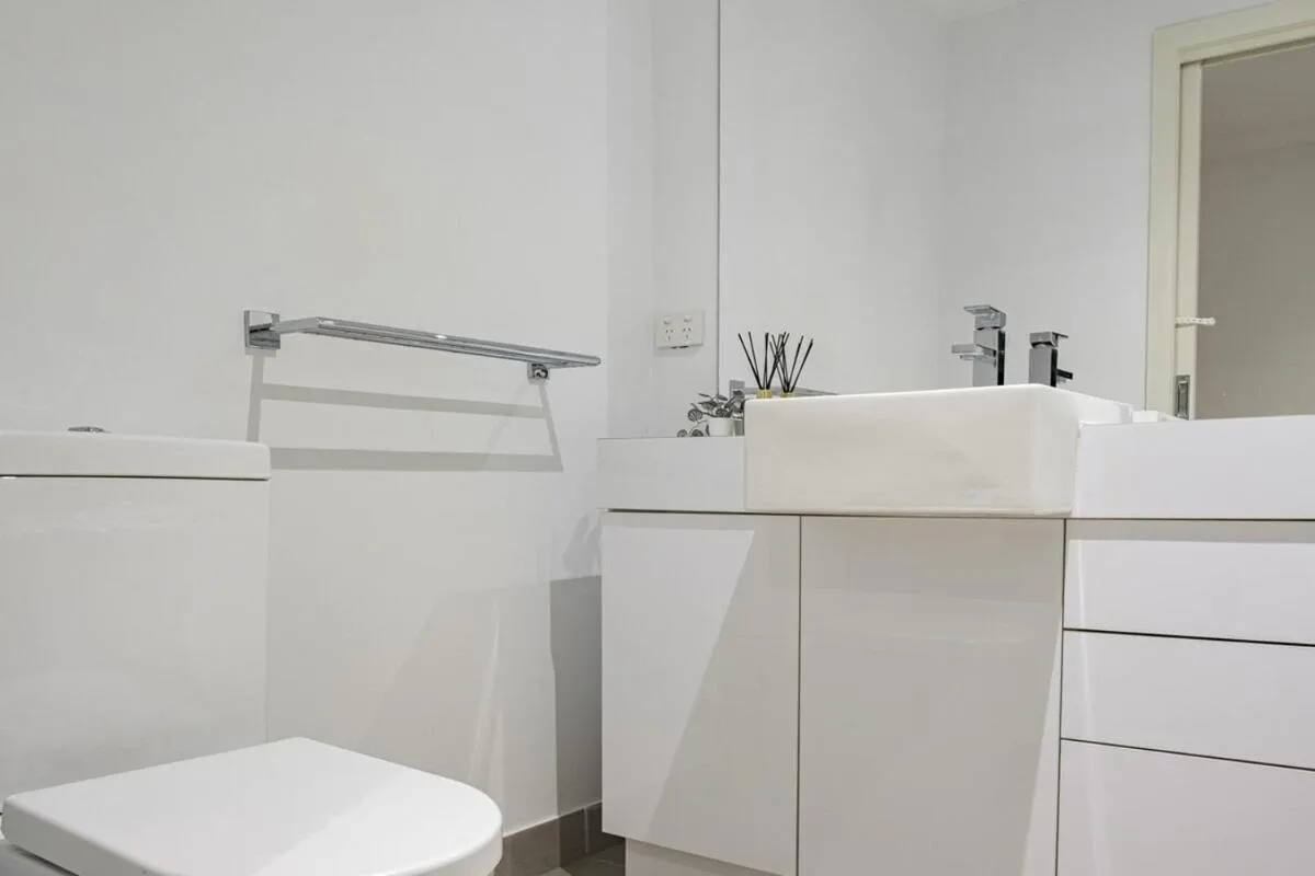 Modern Living 2br Townhouse In Maidstoneoffice — 3