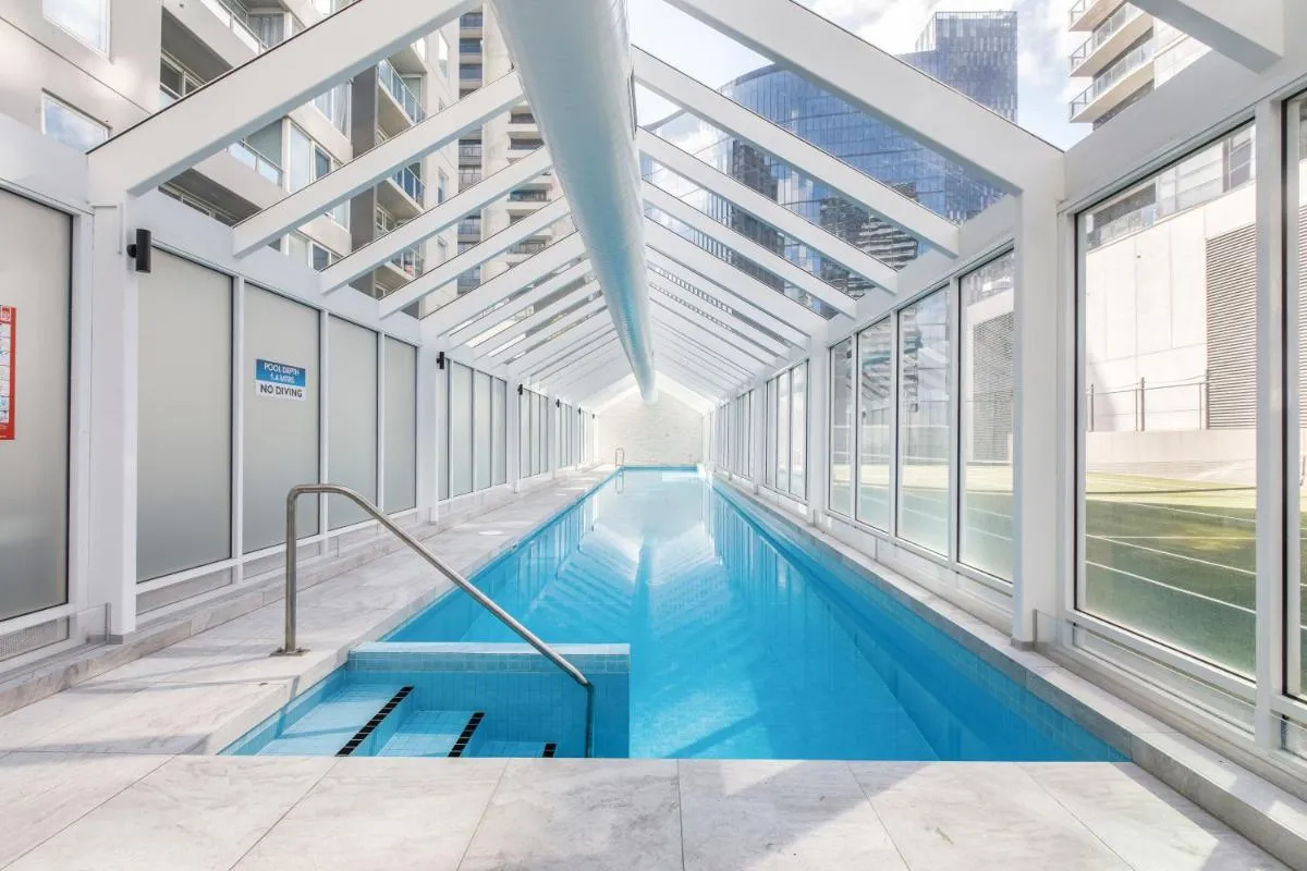 Modern Nomads Stunning City & River View 3BR with Carpark — 4