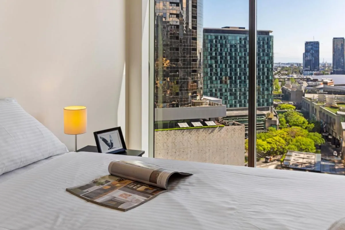 Modern Nomads Waterfront Southbank Sanctuary by the Yarra River — 2