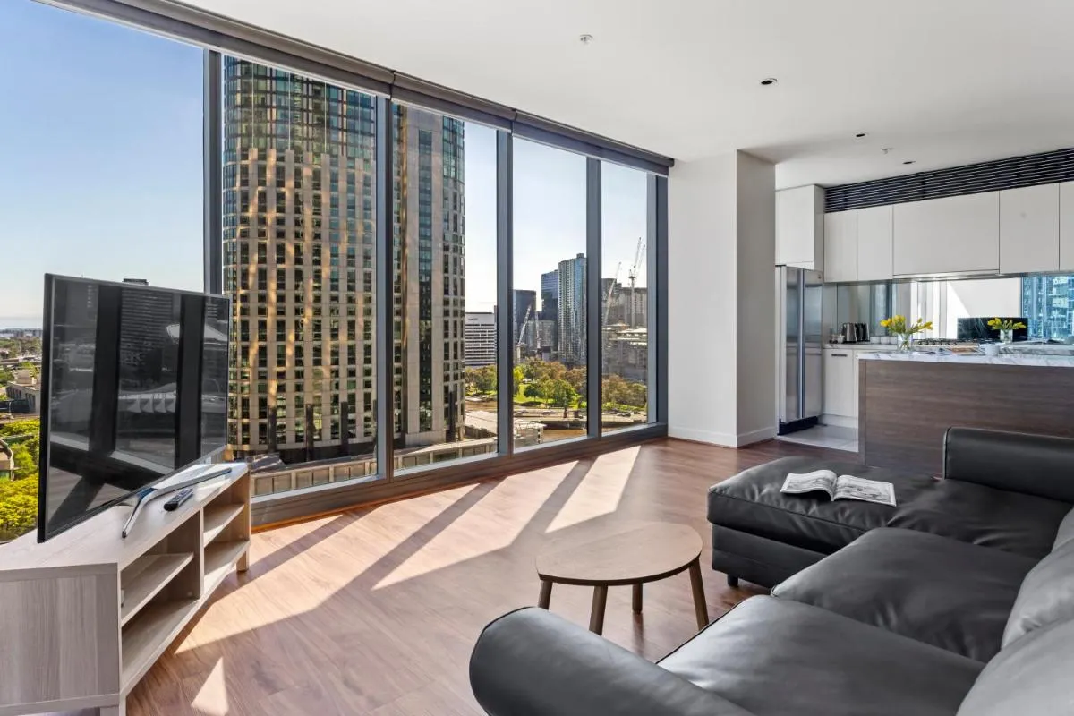 Modern Nomads Waterfront Southbank Sanctuary by the Yarra River — 5