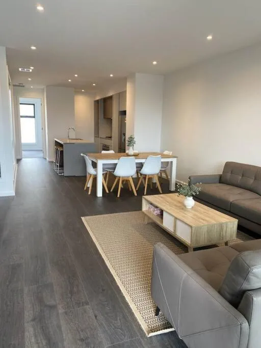 Modern oasis — 4