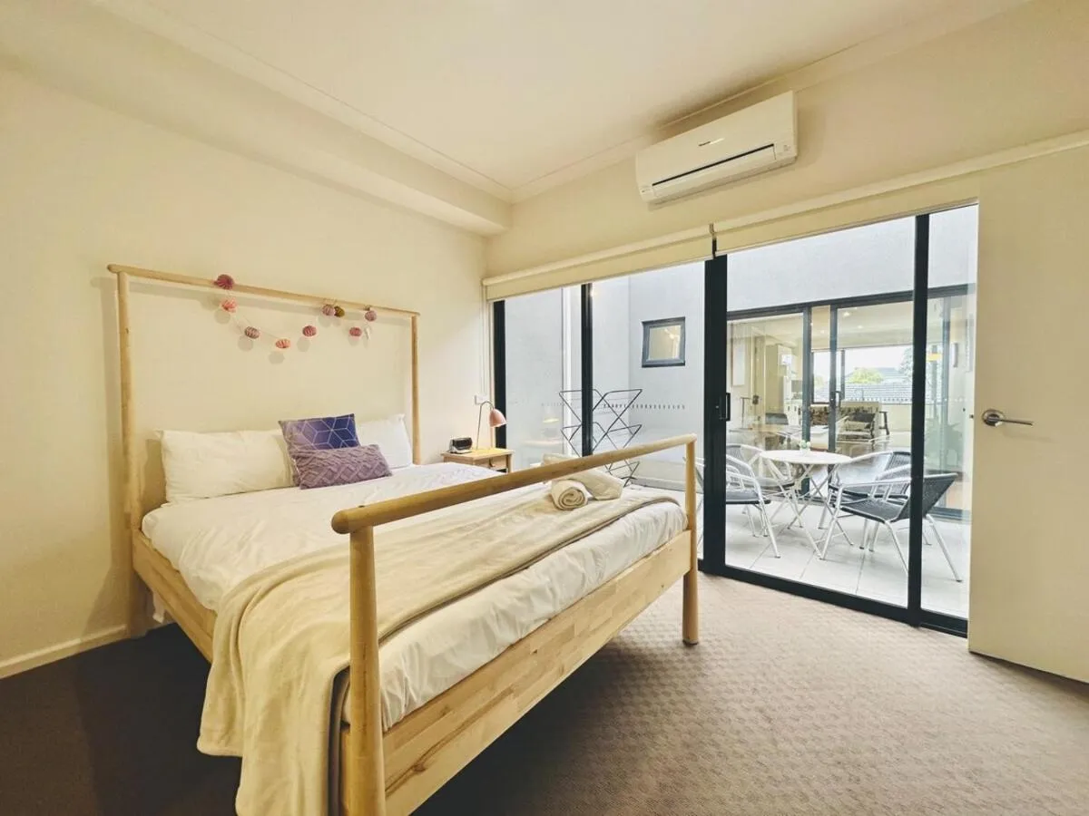 Mt Waverley Spacious 2br2ba Parking Wifi Balcony — 2