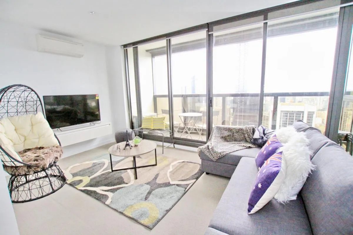 Nest Apartments on 639 Lonsdale st — 5