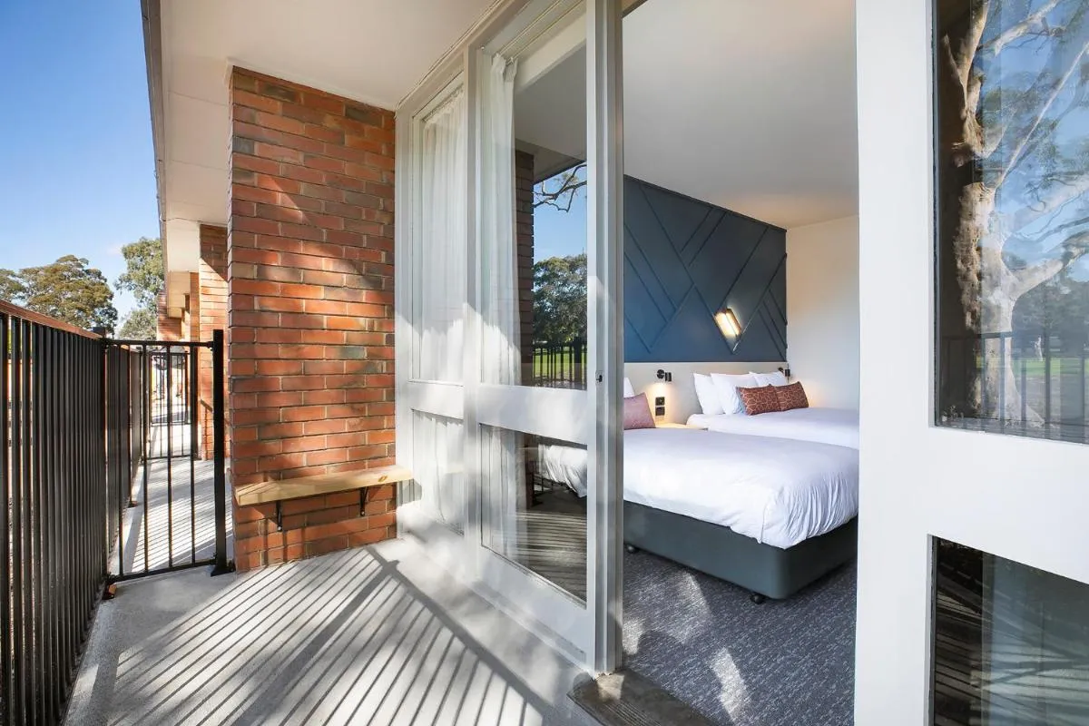 Nightcap at Sandown Park Hotel — 2