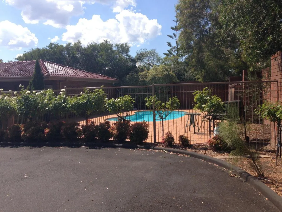 Nunawading Motor Inn — 3
