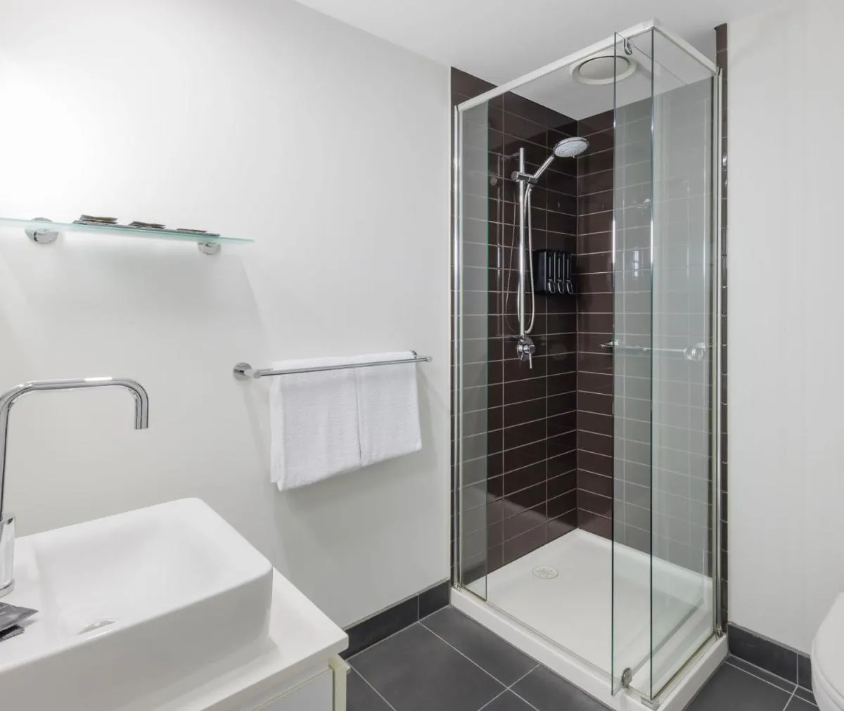 Oaks Melbourne St Kilda Road Hotel — 3