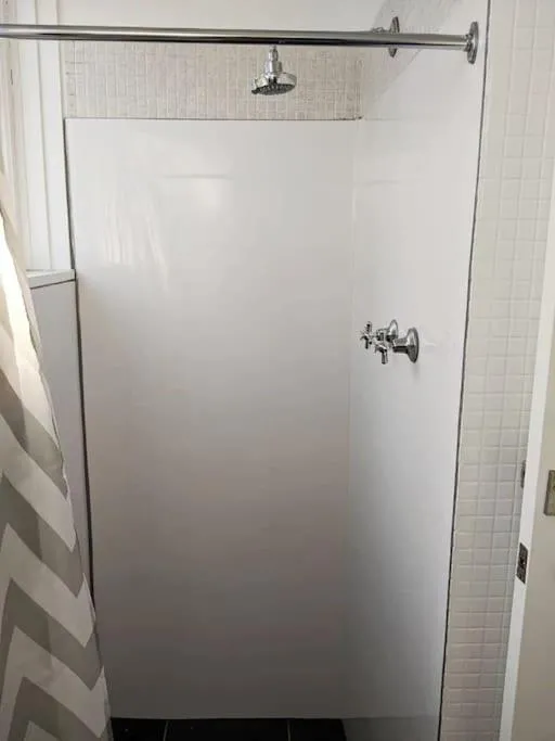 PROMO!!! 2-Bedroom Home Near Airport, Train Station! — 4