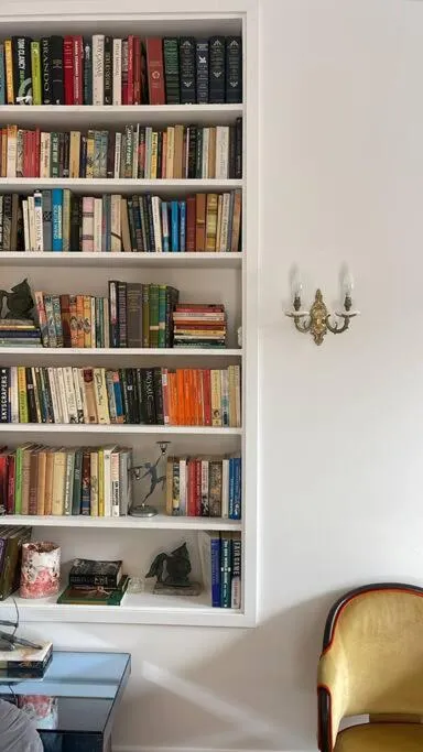 Paris Apartment with garden terrace in St Kilda — 2
