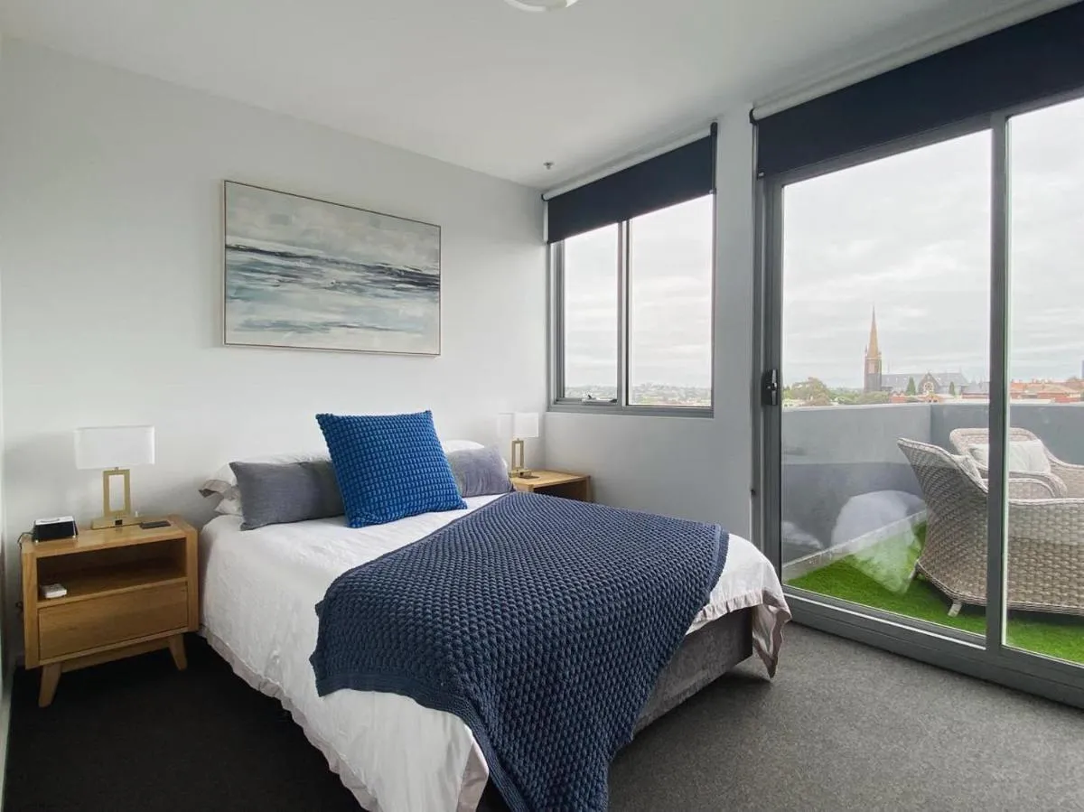 Penthouse 3 bedroom 6 guests 2 bathrooms — 2