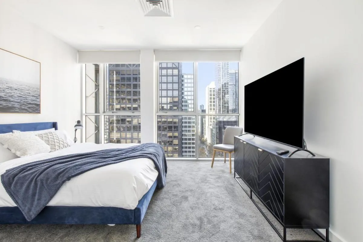 Penthouse on William – 4Br 3Bath – Sleeps 8 — 2