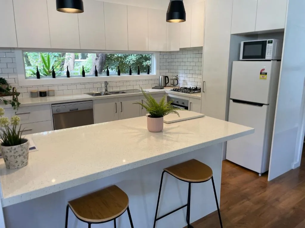 Position Perfect in the Heart of Sherbrooke