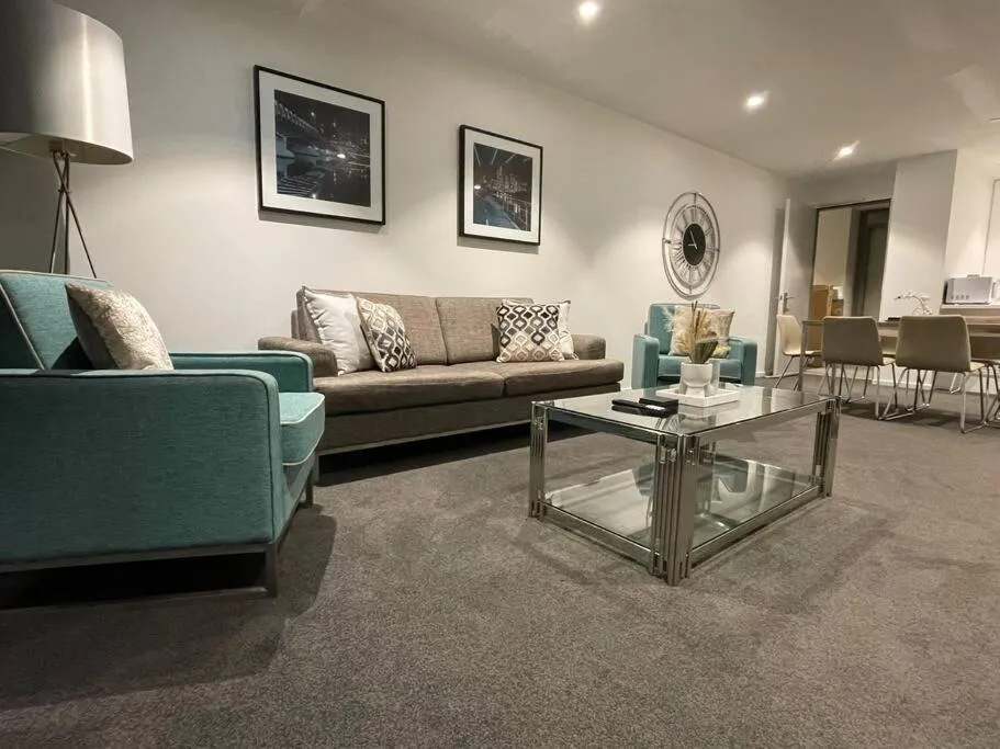 Premier 3 Bedroom Apartment in Southbank