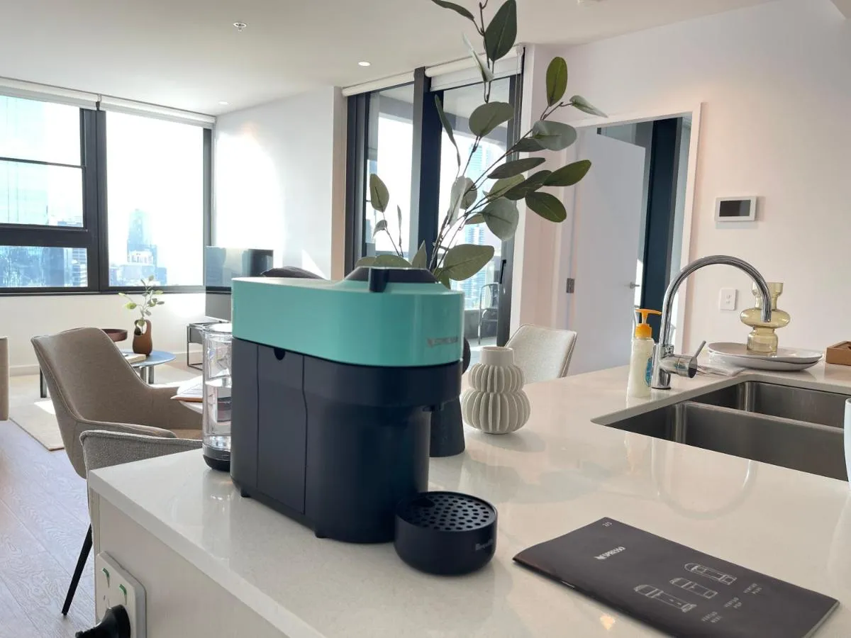 REST COLLECTION Apartments at Melbourne Quarter — 3