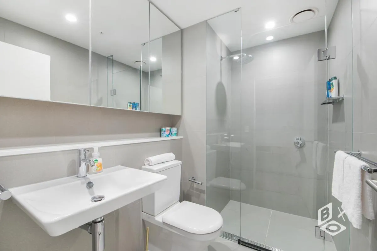REST COLLECTION Apartments on Collins Docklands — 3