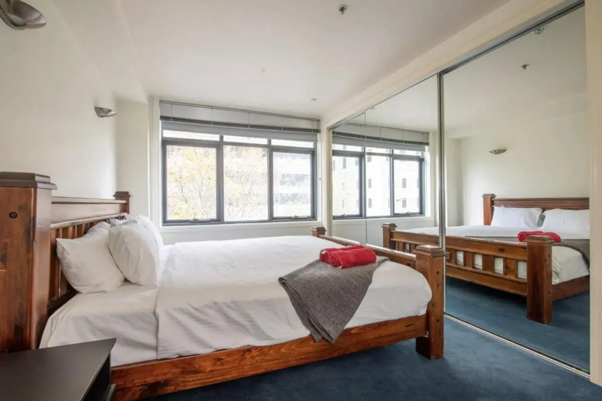 Readyset Apartments Melbourne — 2