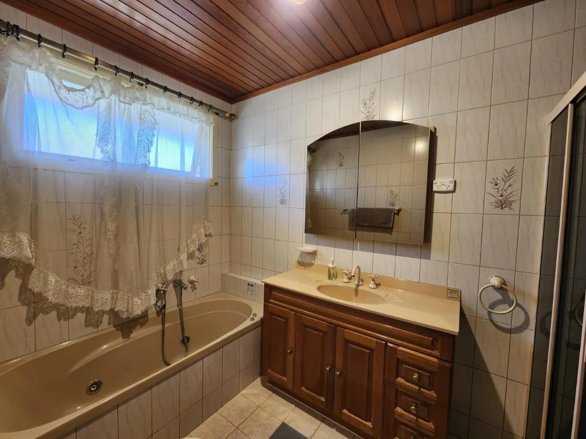 Relax, Refresh, Rejuvenate in Luxury and Convenience — 3
