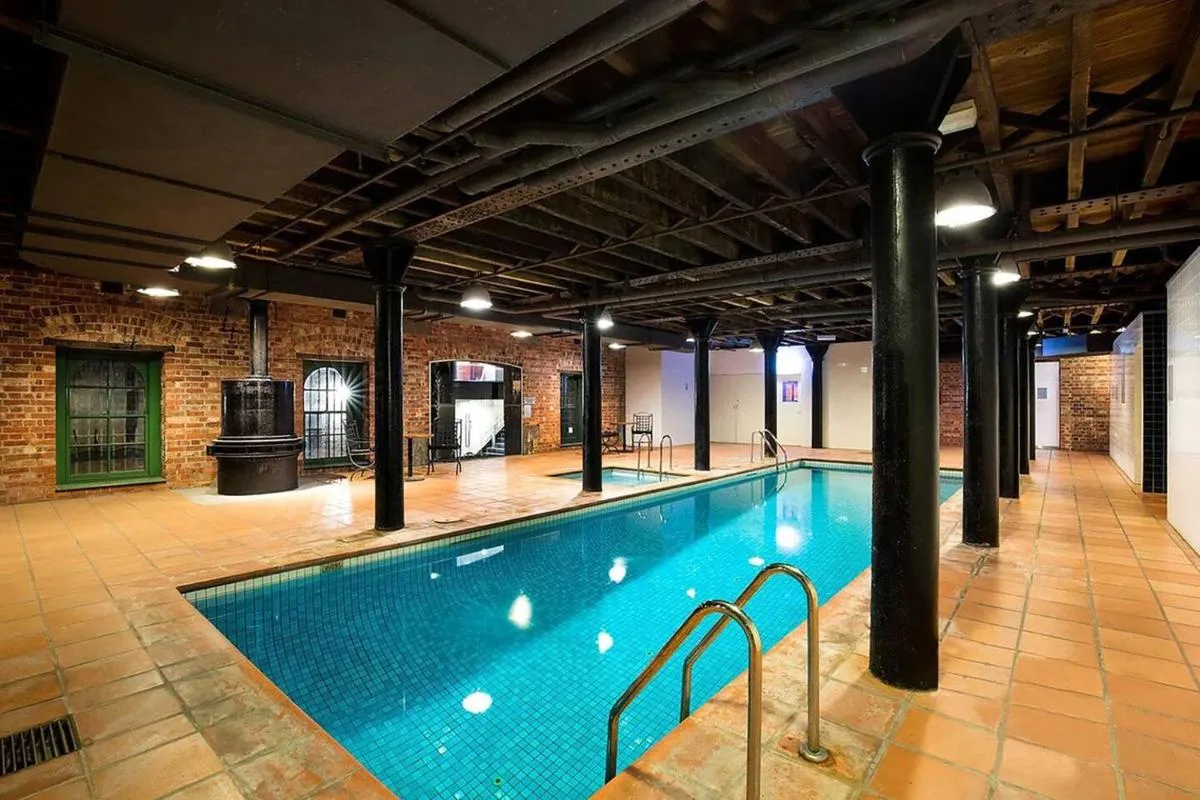 Retro meets Industrial at Heritage Bond Store — 4