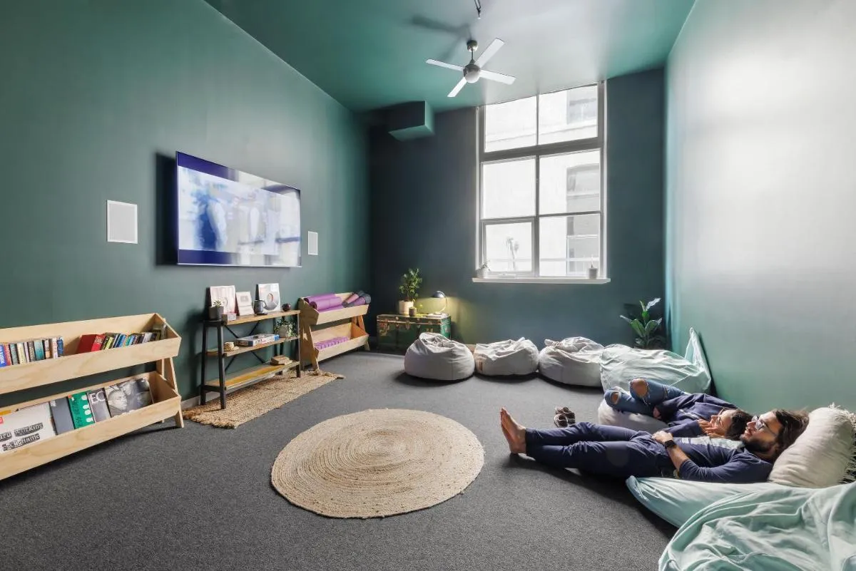 Roamer Melbourne – formerly Selina Central Melbourne — 5