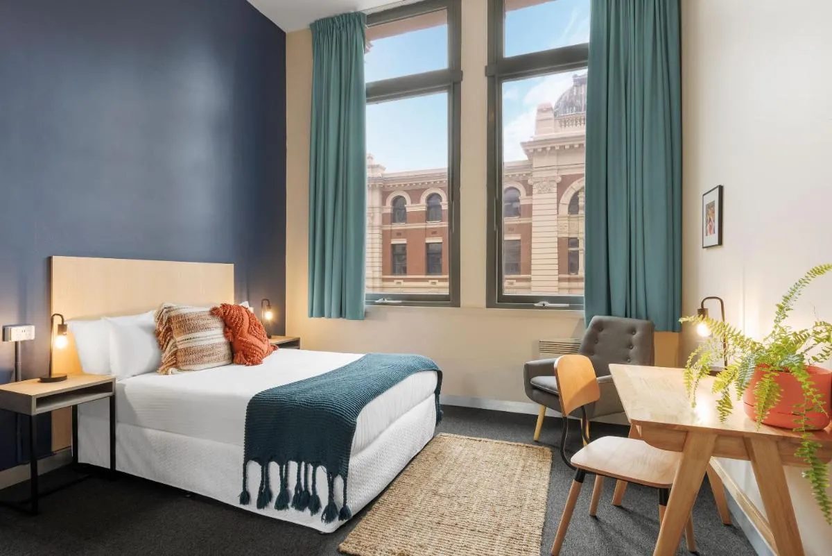 Roamer Melbourne – formerly Selina Central Melbourne — 2