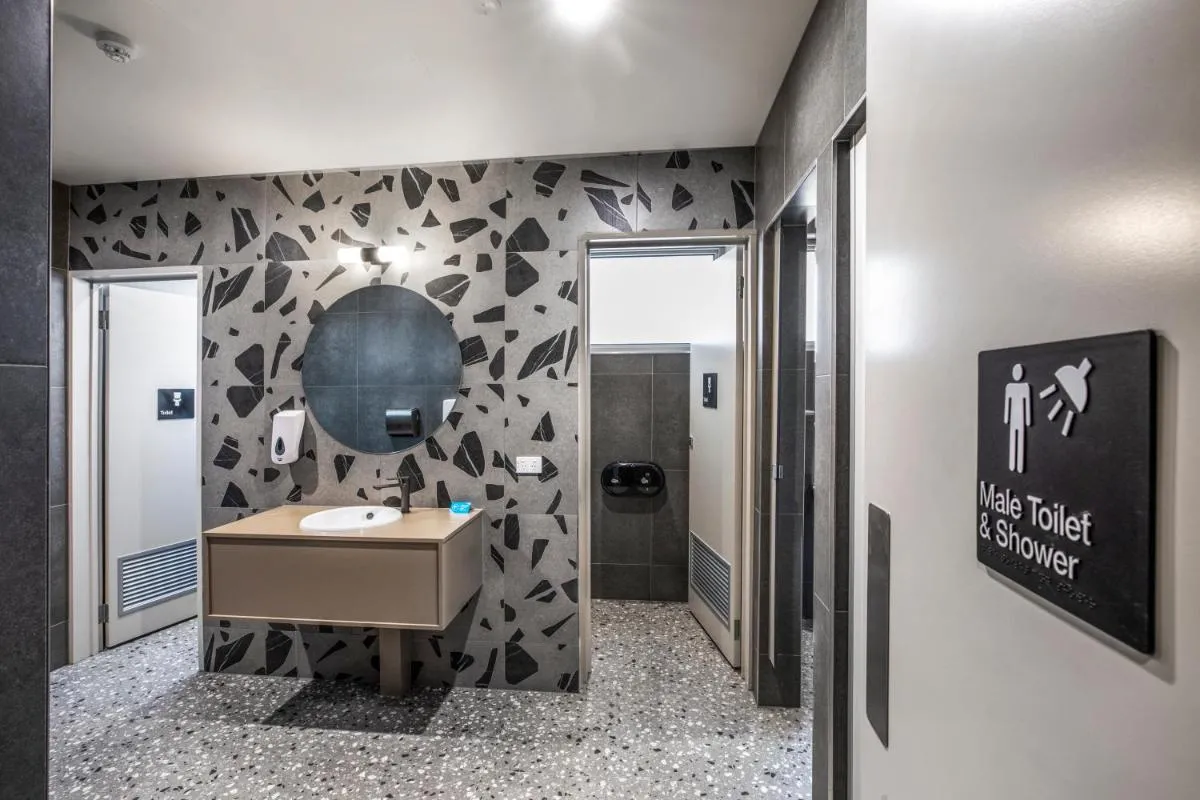 Royal Hotel by Nightcap Social — 3