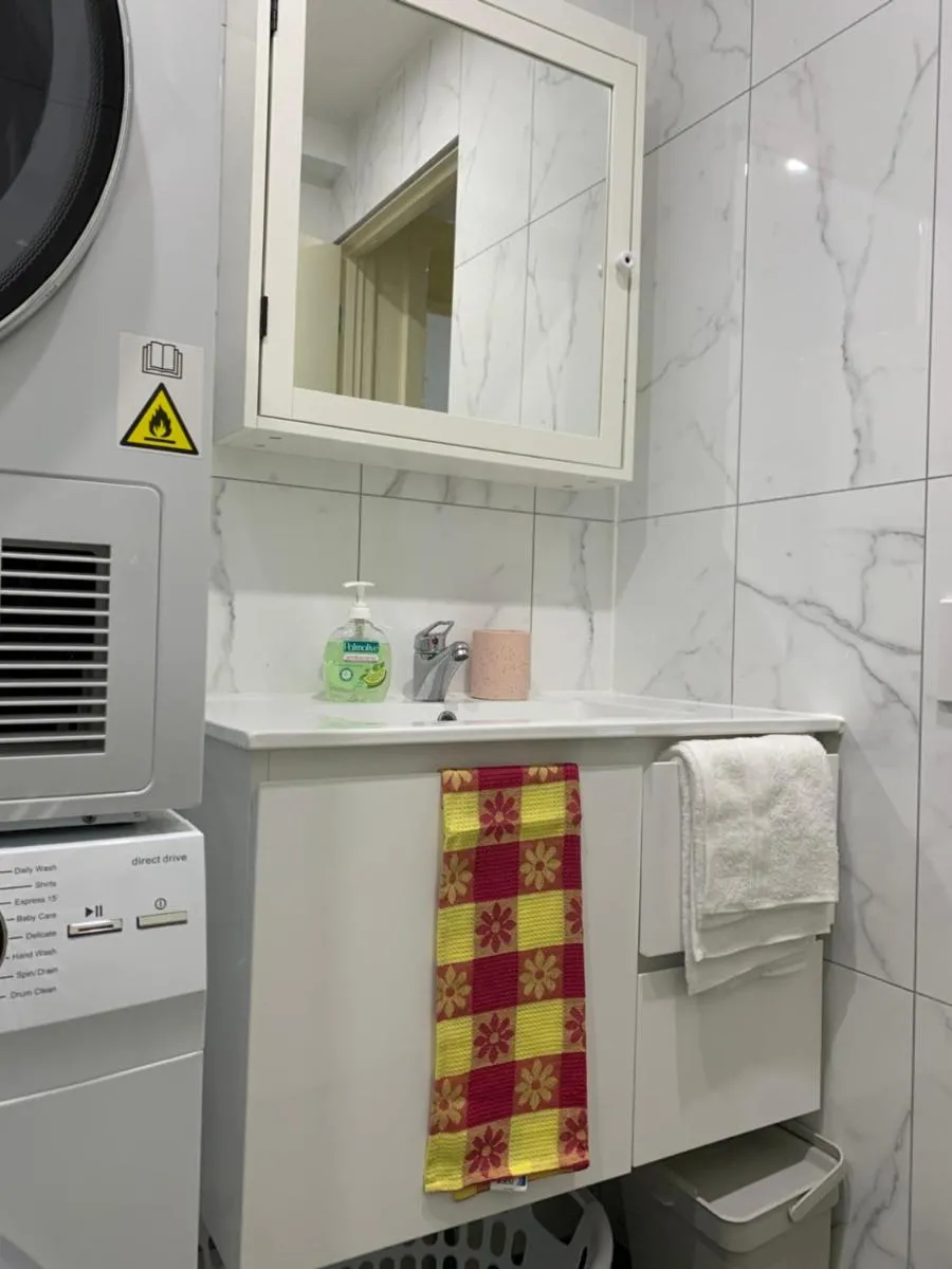 Royal Lodge – A Luxury Lifestyle — 3
