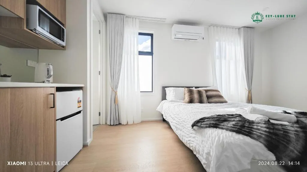 Royalty Living Unit 3