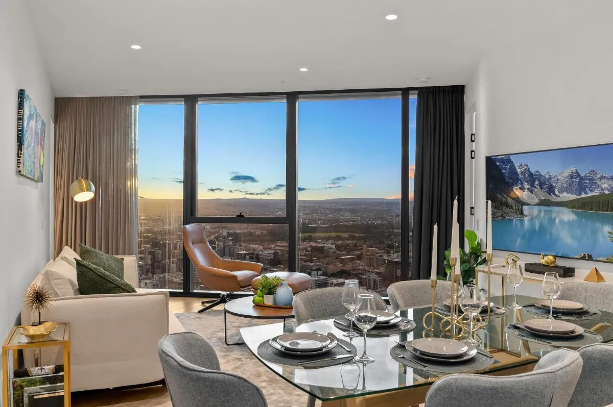 Sapphire finest CBD & garden views 3BR 2B with free parking — 5