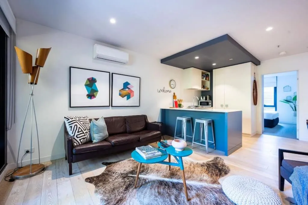 Sienna Lux Designer Space 150m to Smith St