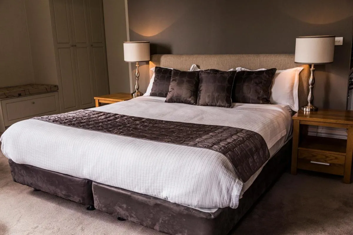 Simmers Serviced Apartments — 2